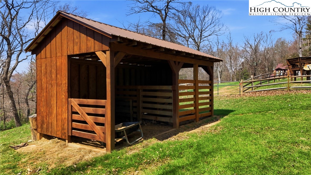 130 Hawkbill Road Property Photo 41