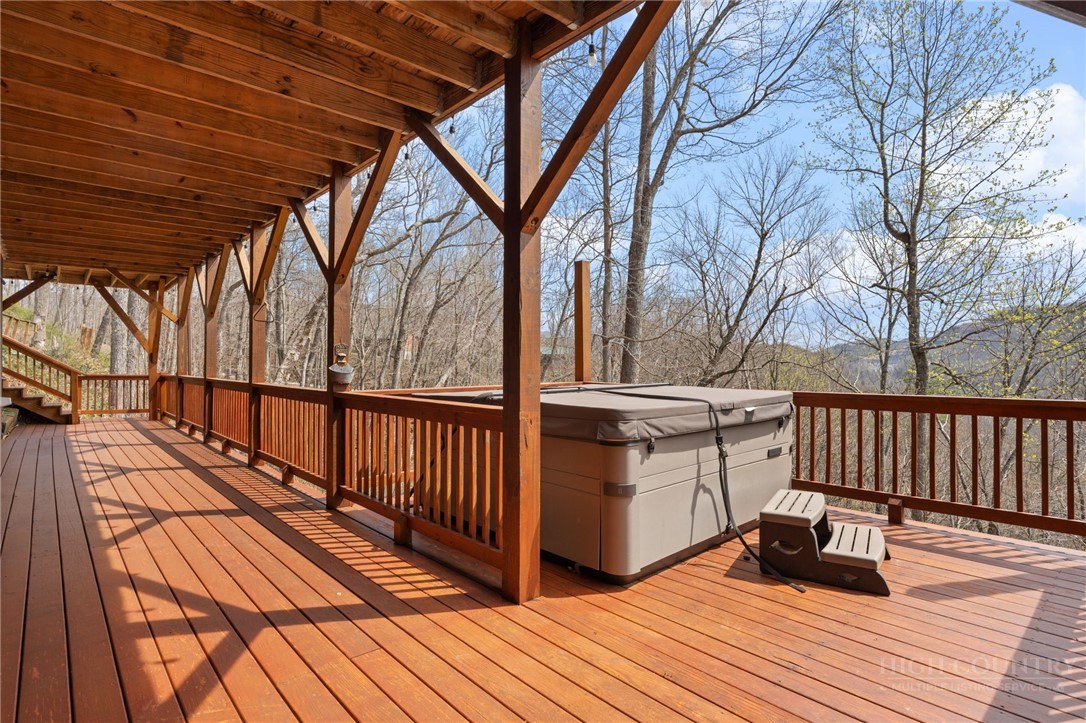 871 Willow Mountain Property Photo 4