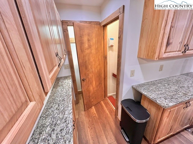 2141 Mt Jefferson Road Property Photo 22