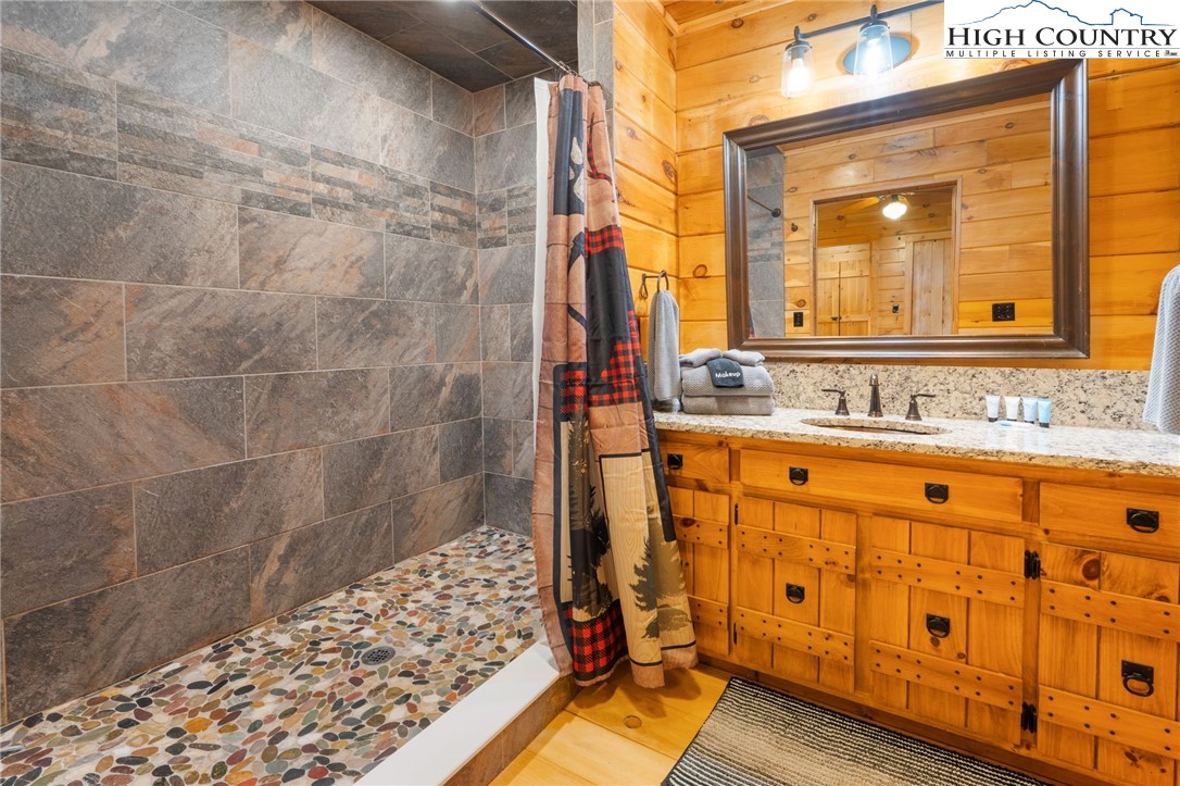 1748 Junaluska Road Property Photo 27