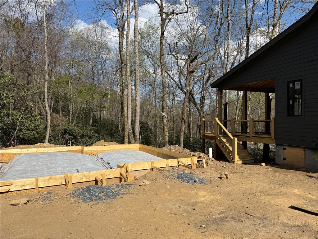 9379 Blackberry Road Property Photo 6