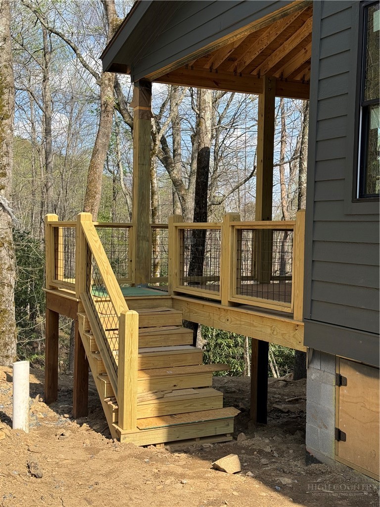 9379 Blackberry Road Property Photo 9