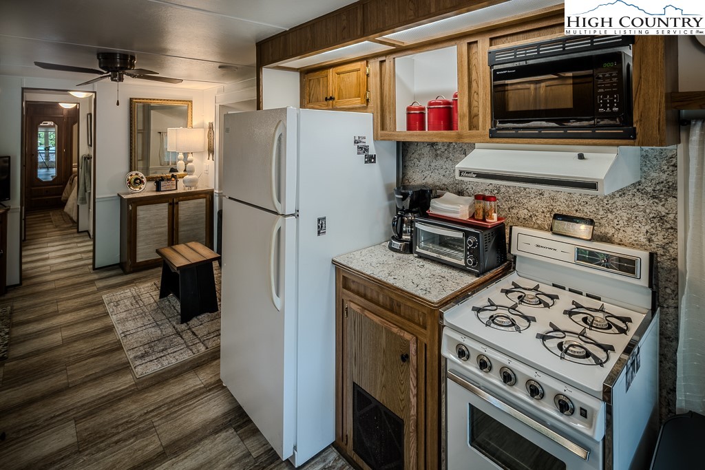 153 Snowshoe Loop Property Photo 11