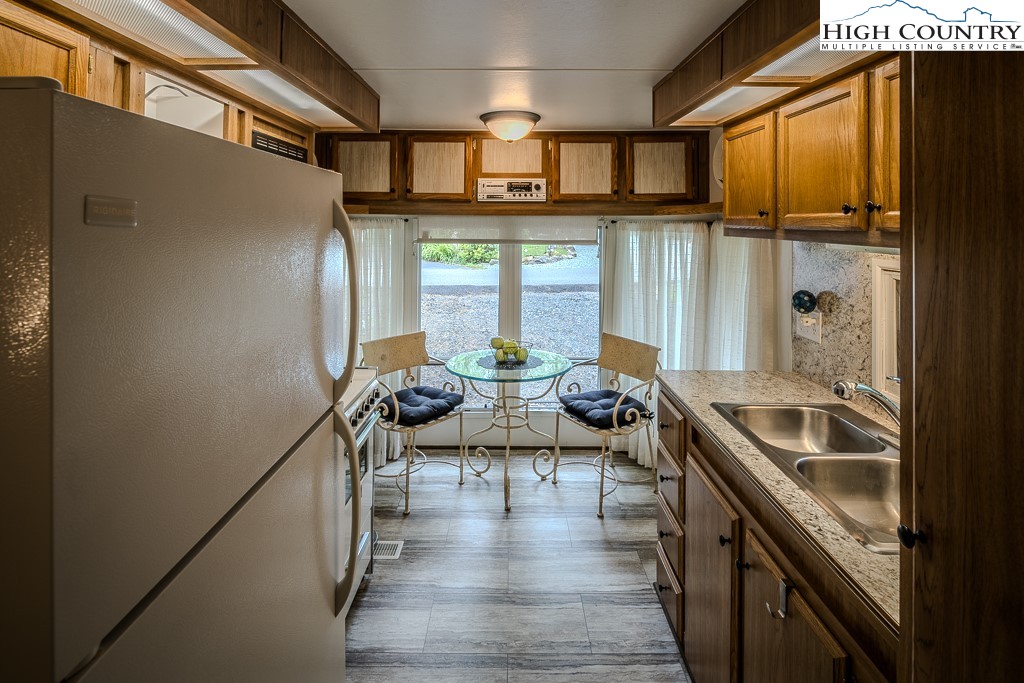 153 Snowshoe Loop Property Photo 17