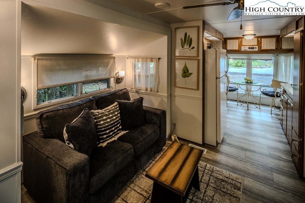 153 Snowshoe Loop Property Photo 22