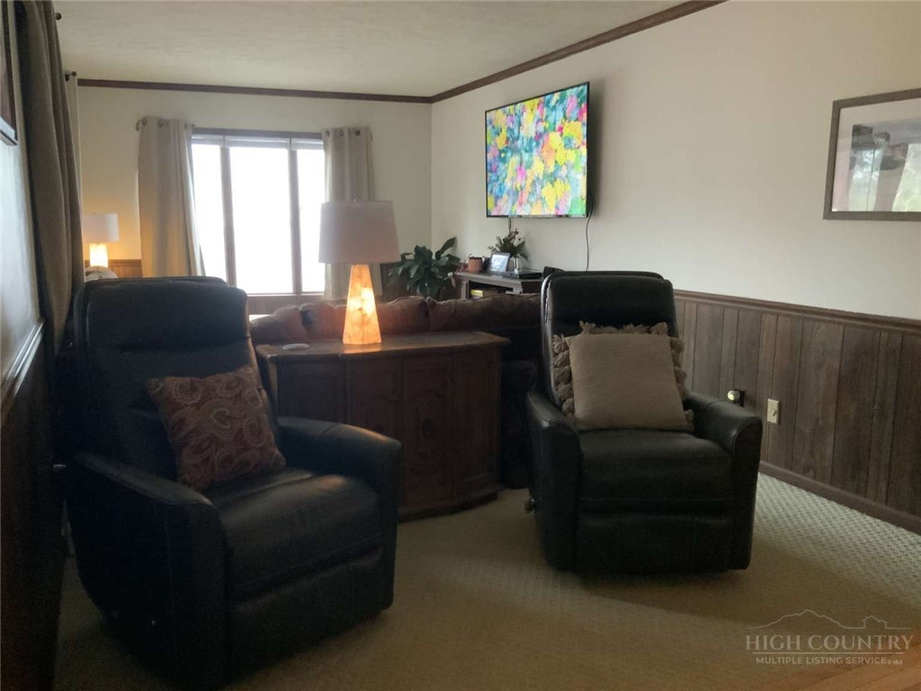 137 Maple Road Property Photo 8
