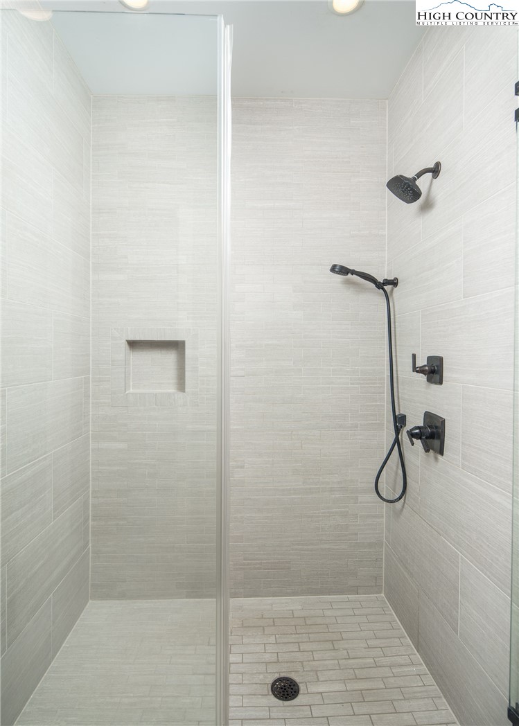 1253 Goldenrod Road Property Photo 16