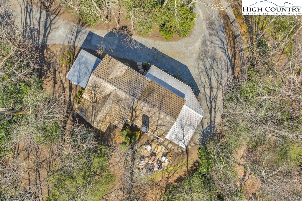 572 Skyland View Drive Property Photo 41