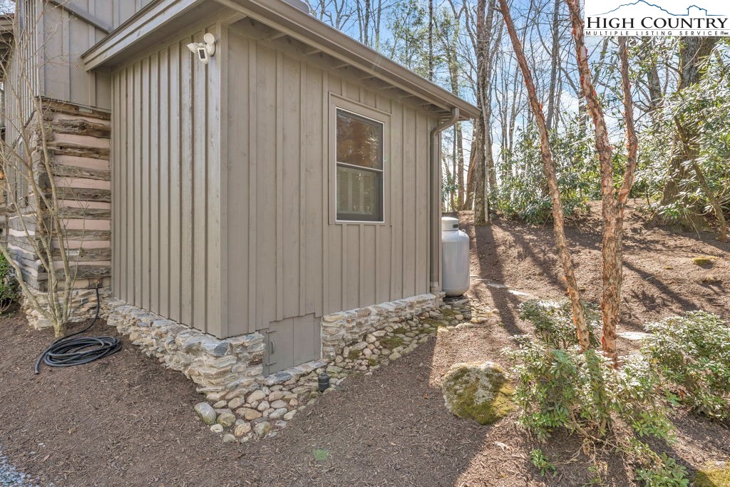 572 Skyland View Drive Property Photo 44