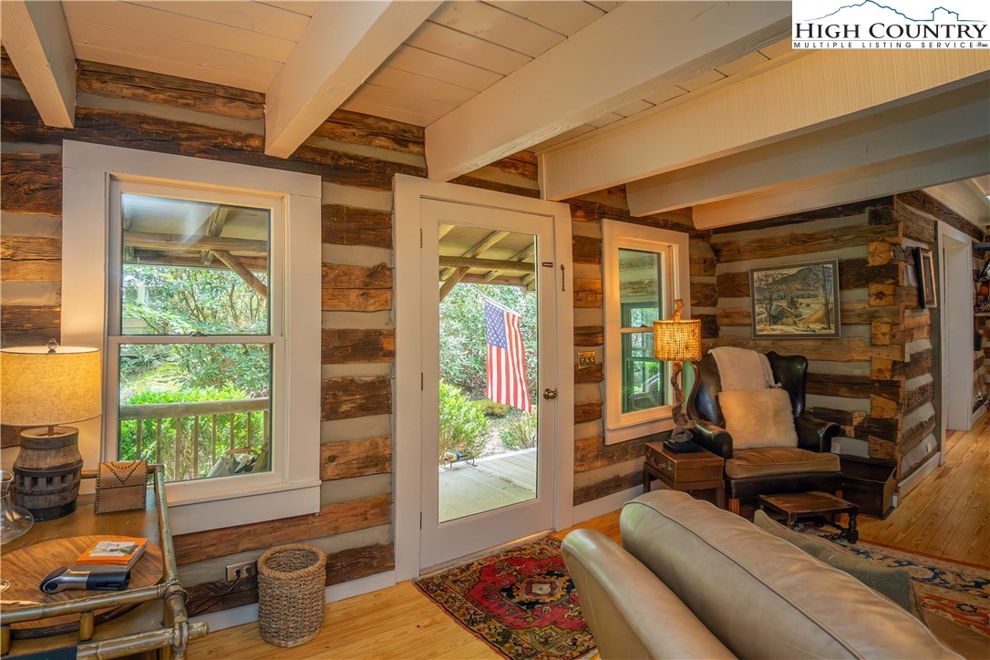 204 Huckleberry Trail Property Photo 6