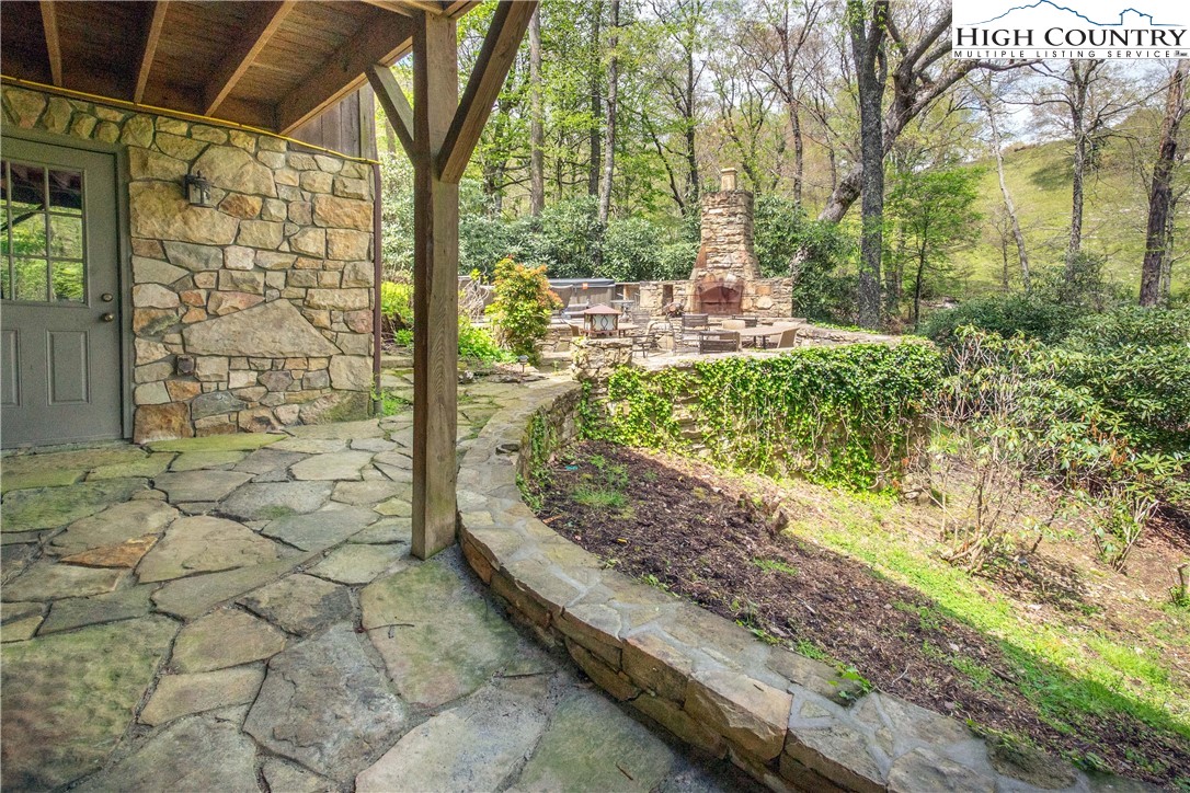 204 Huckleberry Trail Property Photo 38
