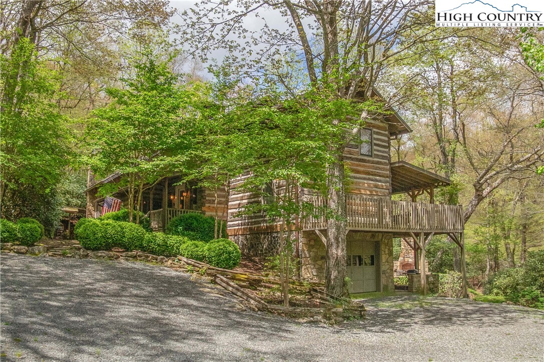 204 Huckleberry Trail Property Photo 43