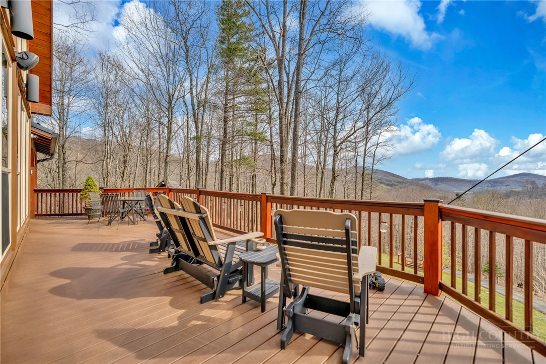 7994 Three Top Road Property Photo 4