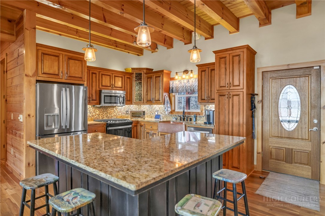 7994 Three Top Road Property Photo 10