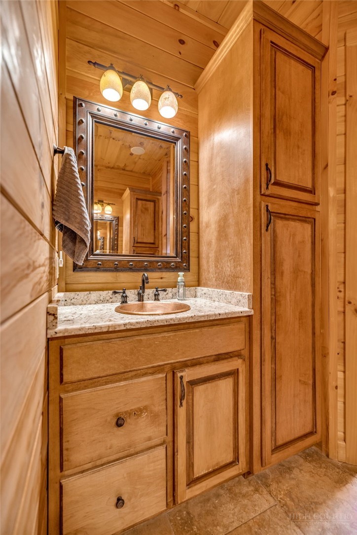 7994 Three Top Road Property Photo 19