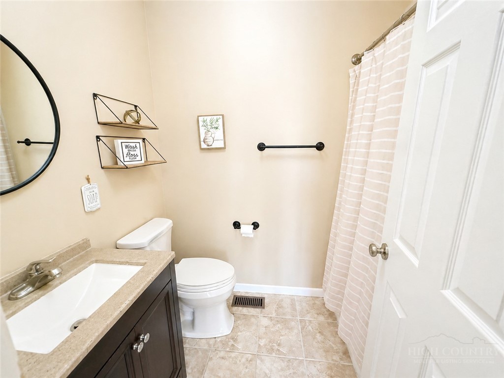 241 Heritage Lane Property Photo 29
