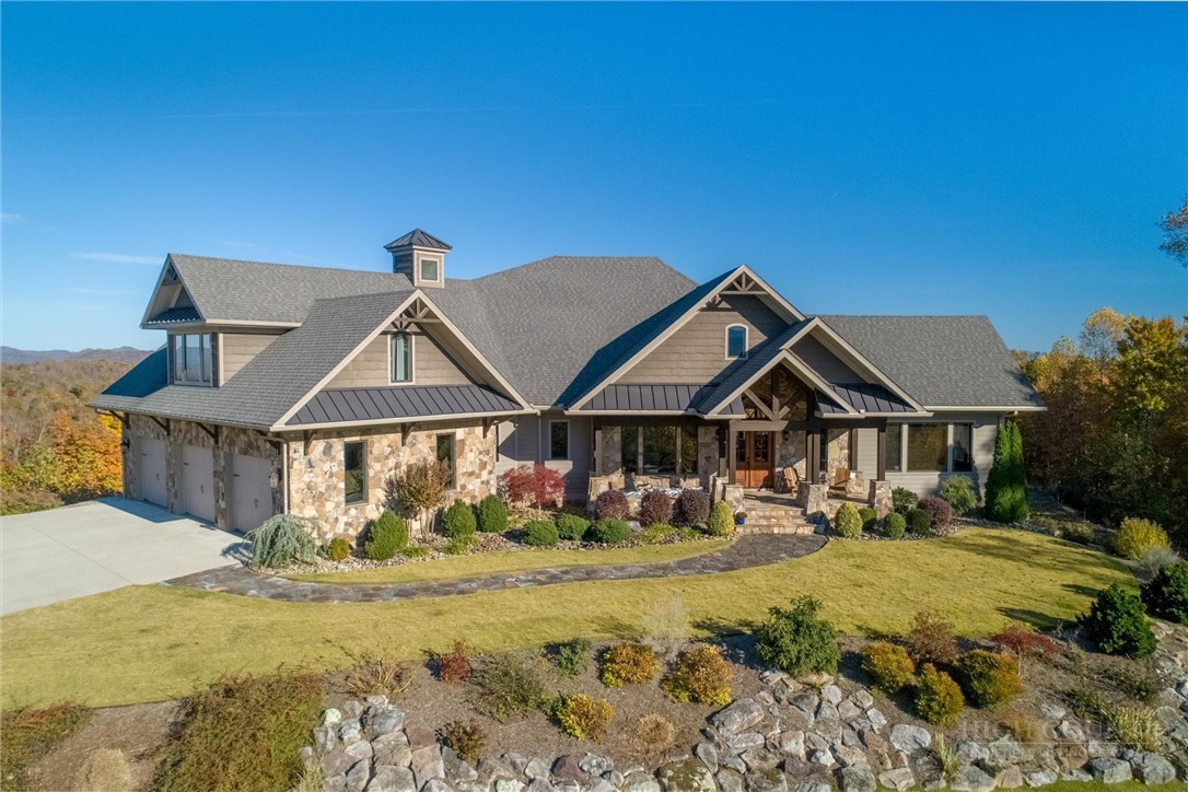 1638 Johns Ridge Parkway Property Photo 1