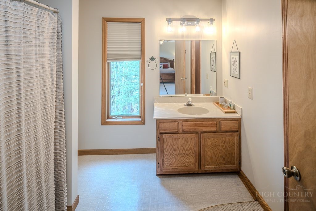 129 Lower Grouse Ridge Road Property Photo 16