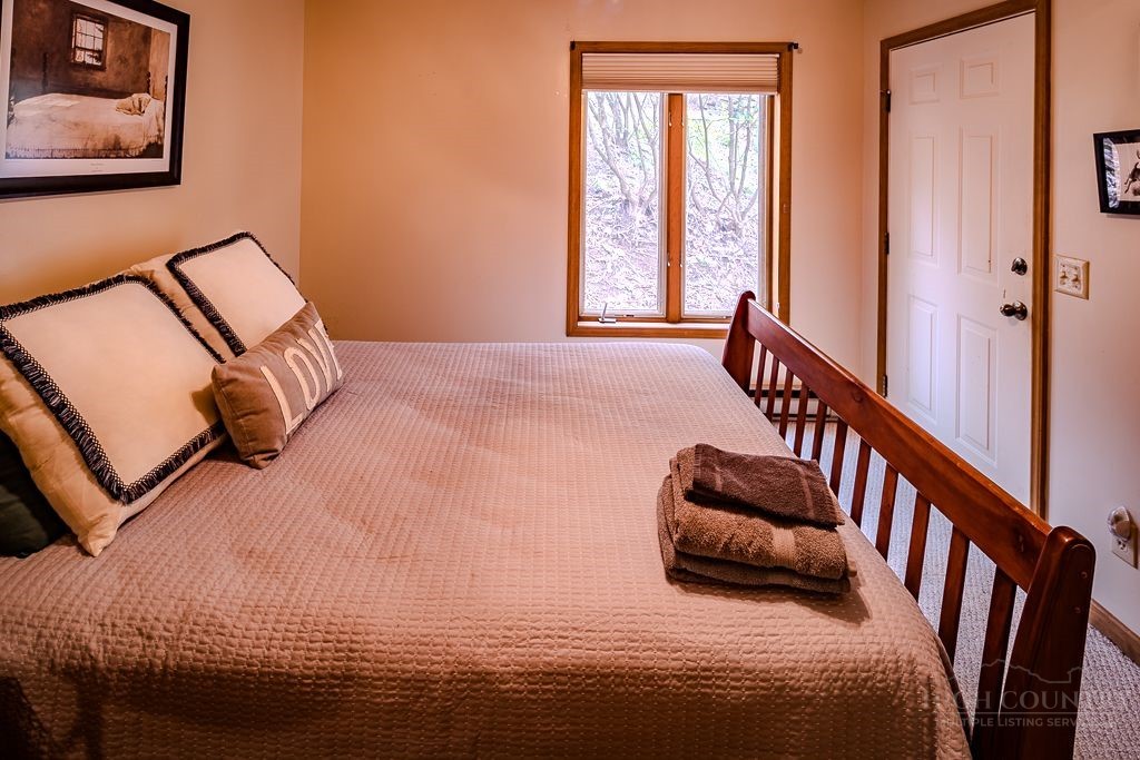 129 Lower Grouse Ridge Road Property Photo 18