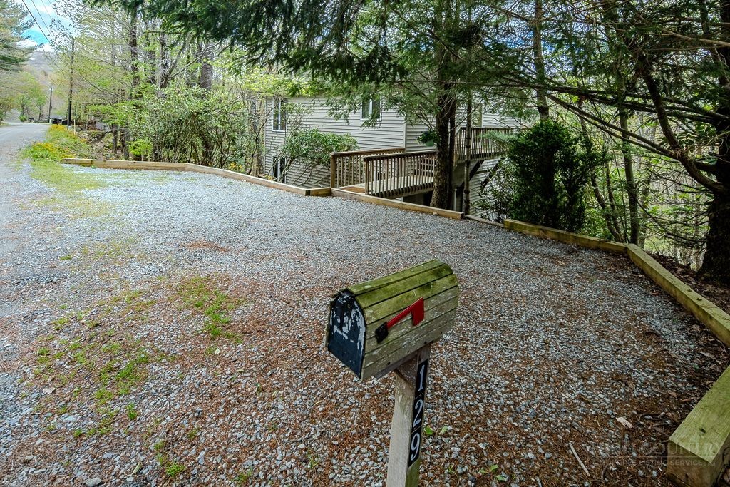 129 Lower Grouse Ridge Road Property Photo 32