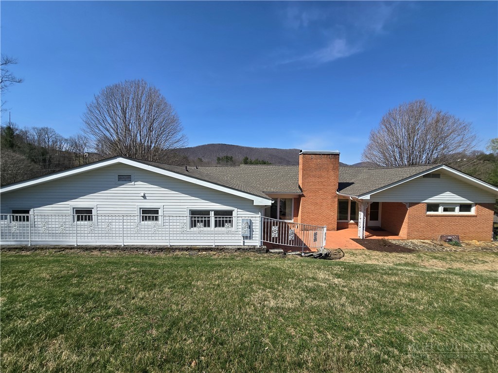 119 Forest Hill Dr Property Photo 6