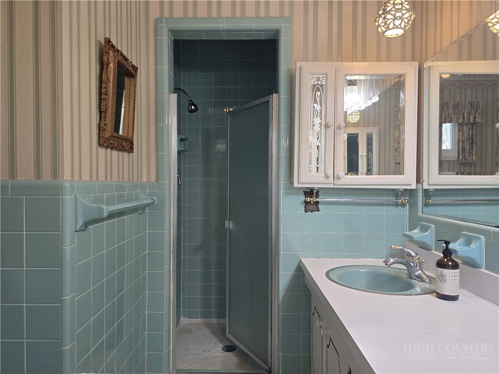 119 Forest Hill Dr Property Photo 34