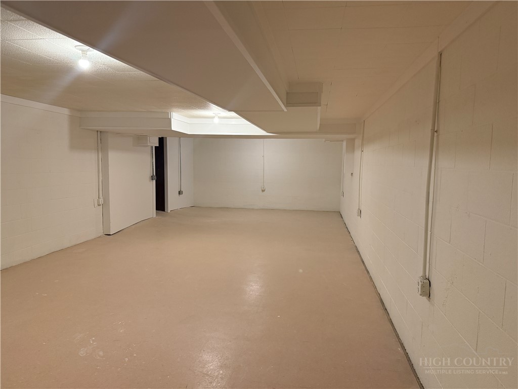 119 Forest Hill Dr Property Photo 46