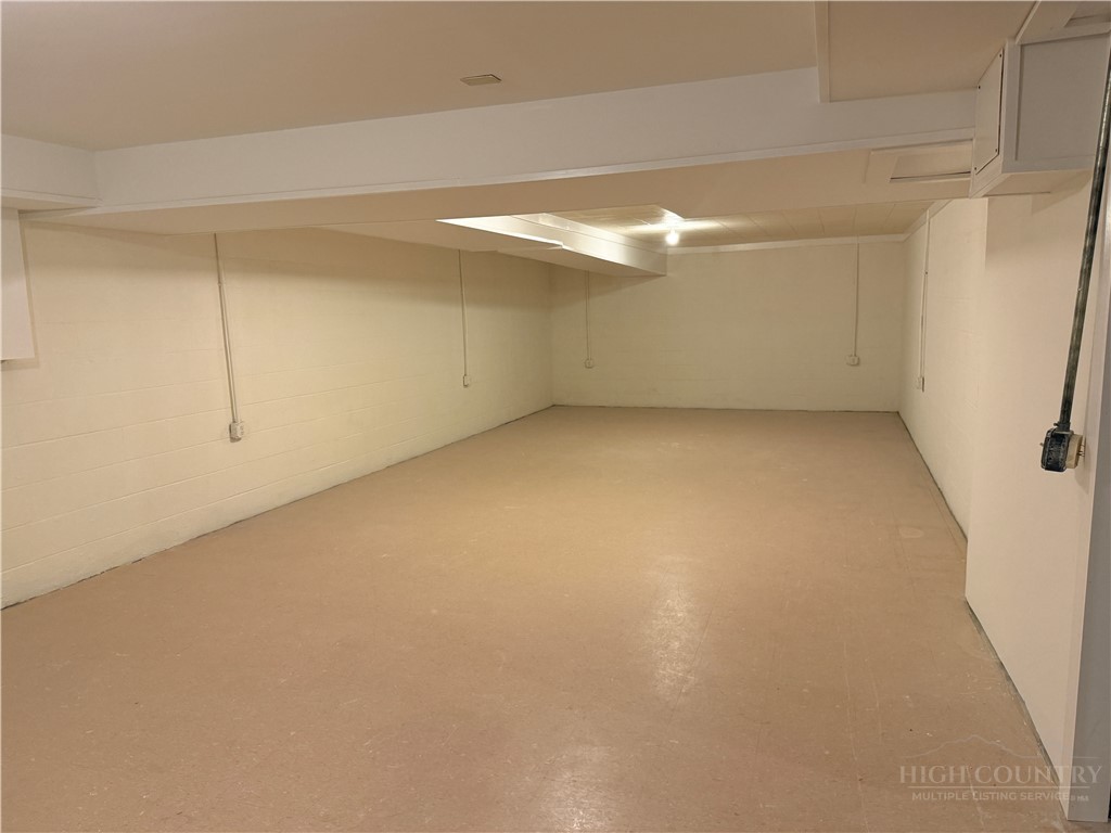 119 Forest Hill Dr Property Photo 47