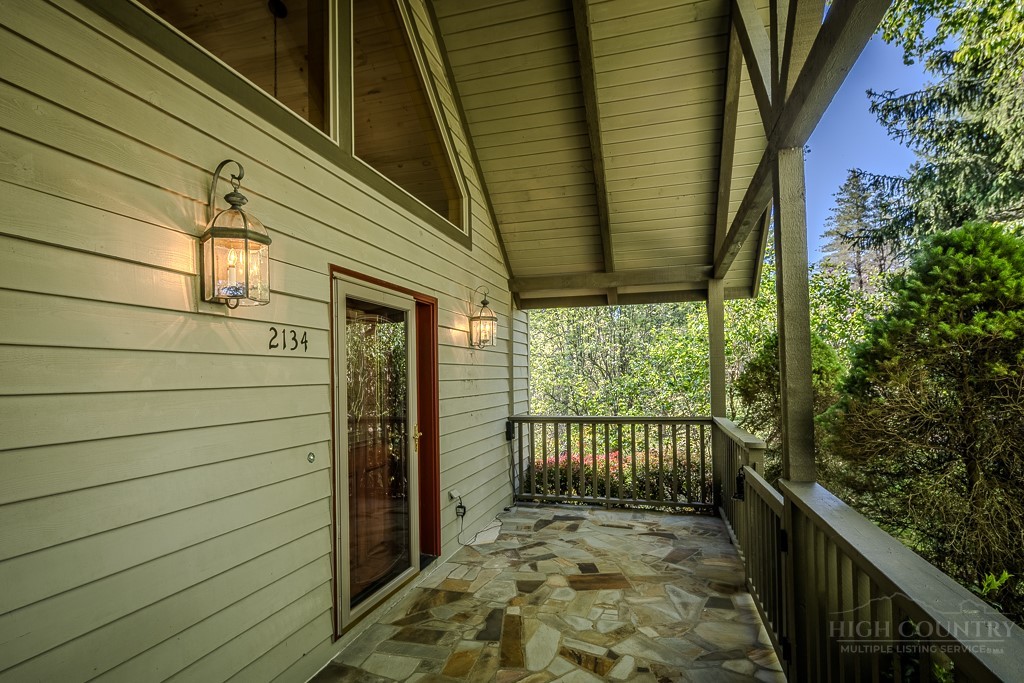2134 Valle Cay Drive Property Photo 6