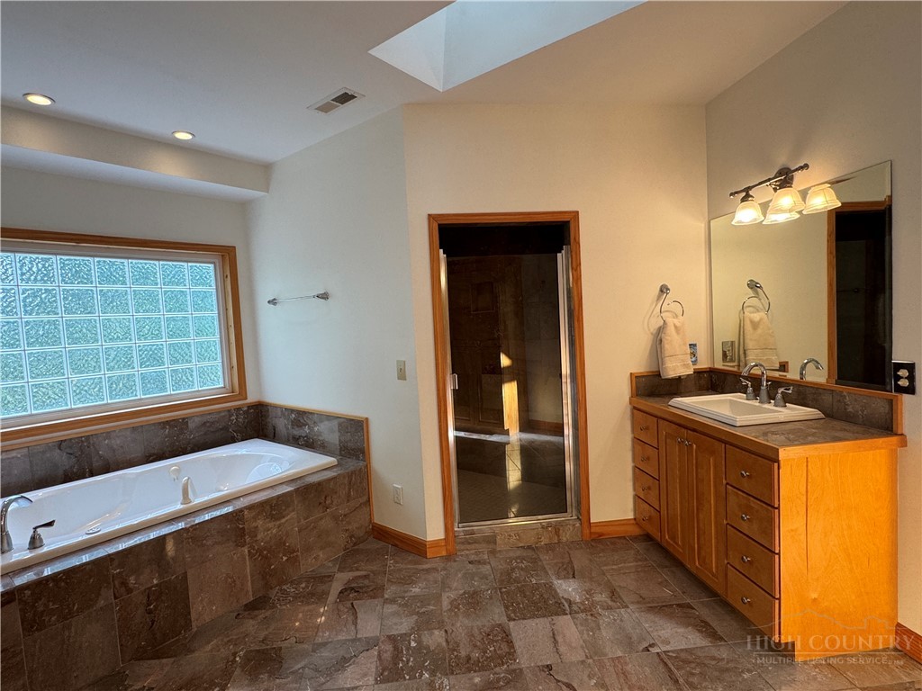 2134 Valle Cay Drive Property Photo 31