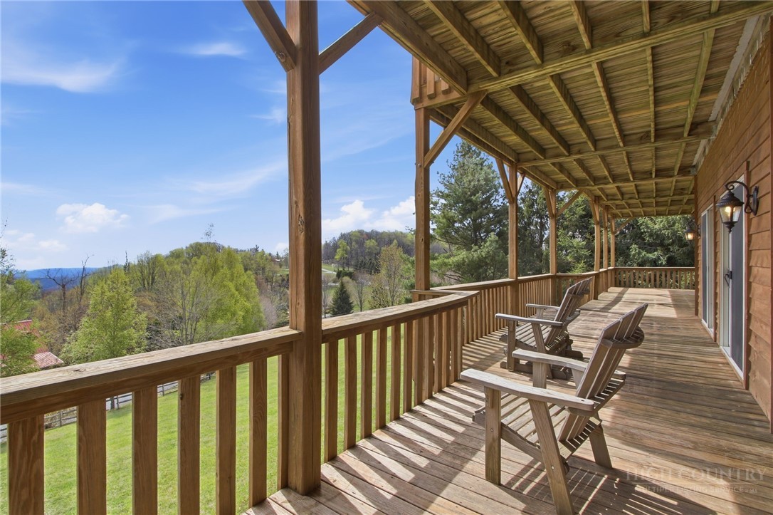 2081 Blackberry Road Property Photo 7