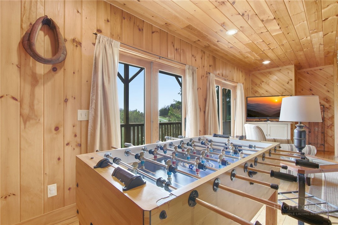 2081 Blackberry Road Property Photo 34