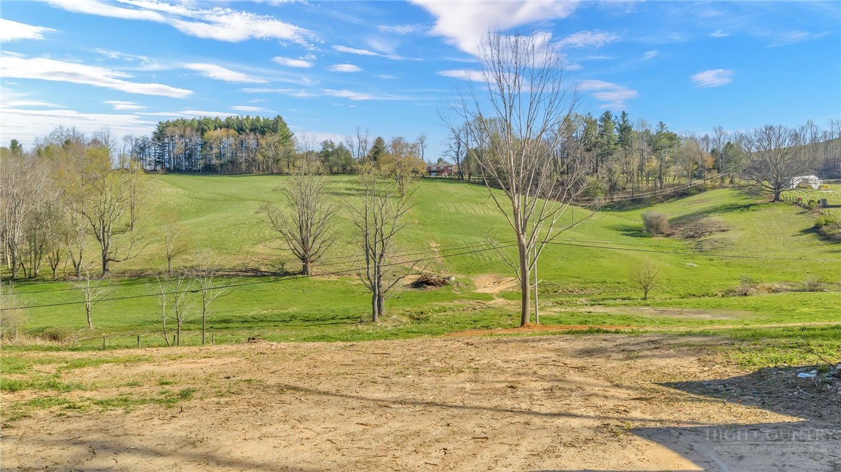 3630 Us Highway 221 N Property Photo 8