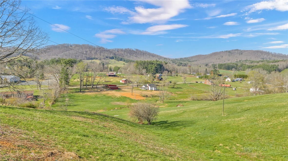 3630 Us Highway 221 N Property Photo 12