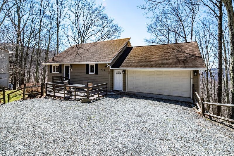 517 Pine Ridge Road Property Photo 1