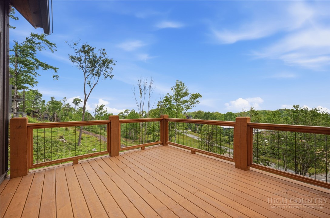275 Vineyard Trail Property Photo 24