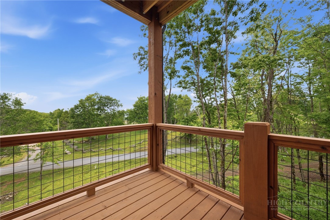 275 Vineyard Trail Property Photo 27