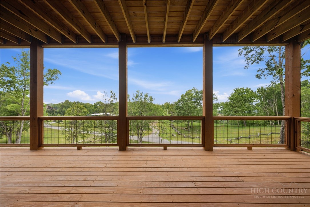 275 Vineyard Trail Property Photo 28