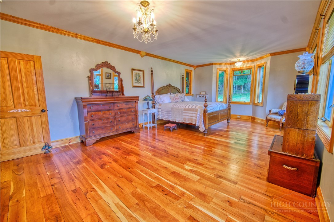 330 Crain Branch Lane Property Photo 23