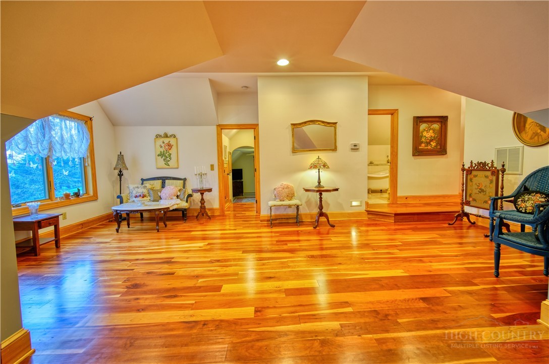 330 Crain Branch Lane Property Photo 30