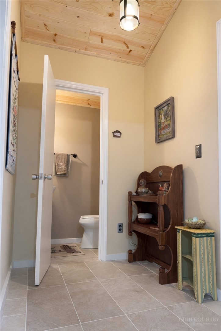 123 Whispering Pine Loop Property Photo 16