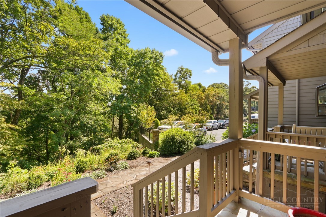 107 Mayview Manor Court O Property Photo 4
