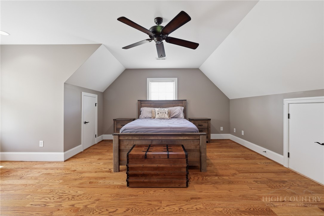 437 Whispering River Drive Property Photo 40