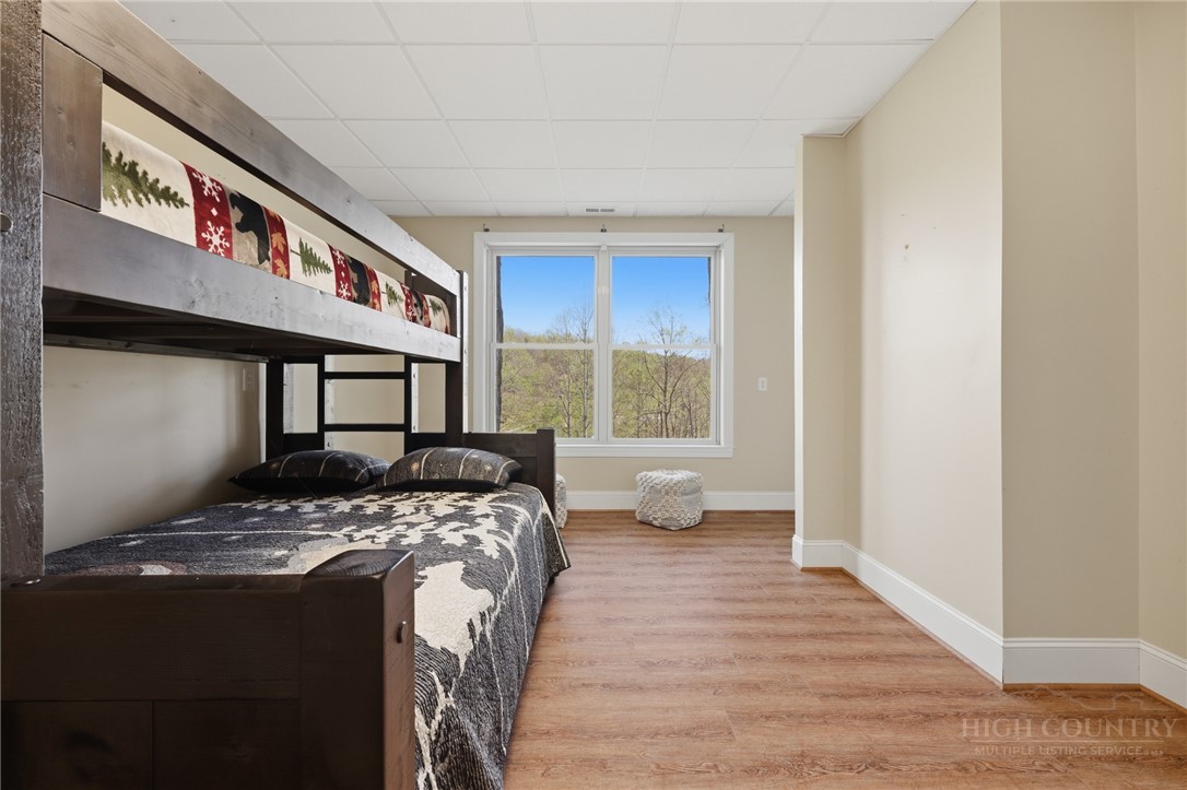 437 Whispering River Drive Property Photo 48