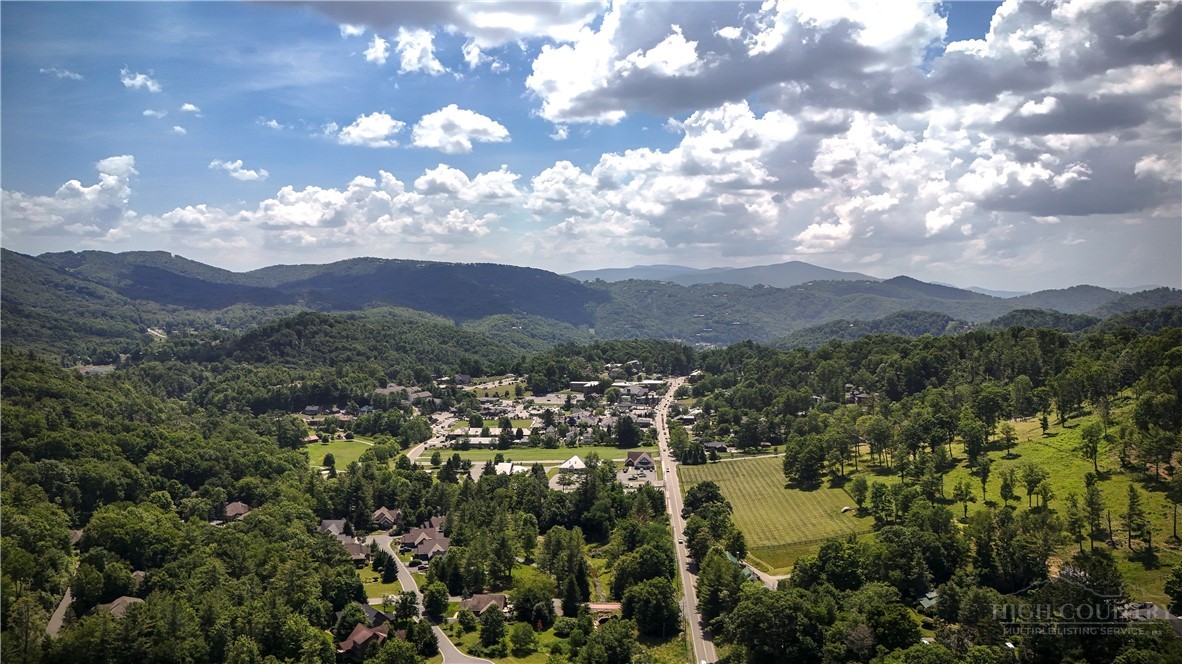 7277 Beech Mountain Road Property Photo 24