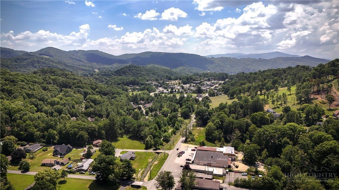 7277 Beech Mountain Road Property Photo 25