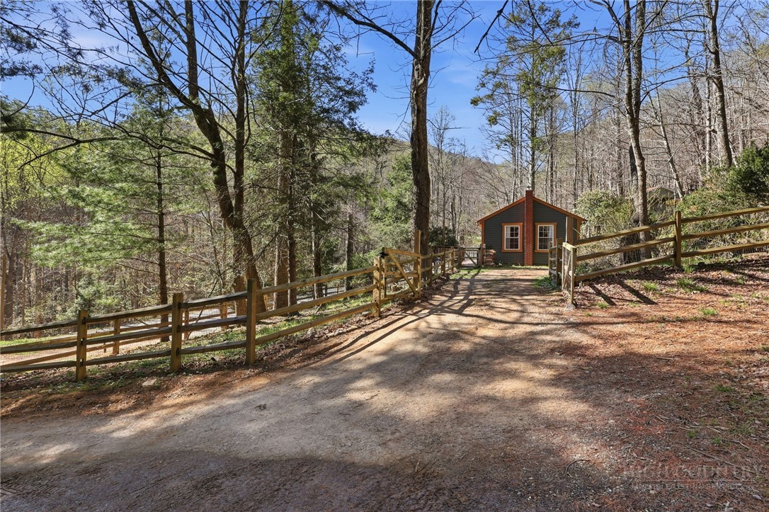 286 Grady Winkler Road Property Photo 11