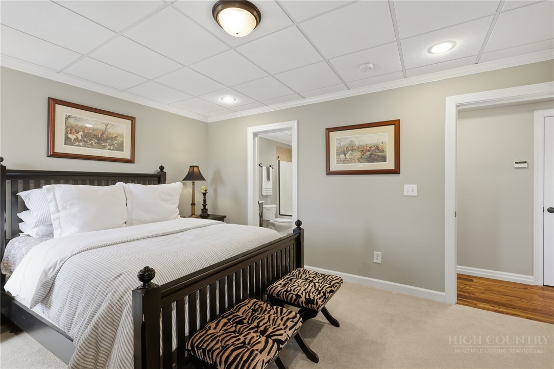 138 Turnberry Court Property Photo 33