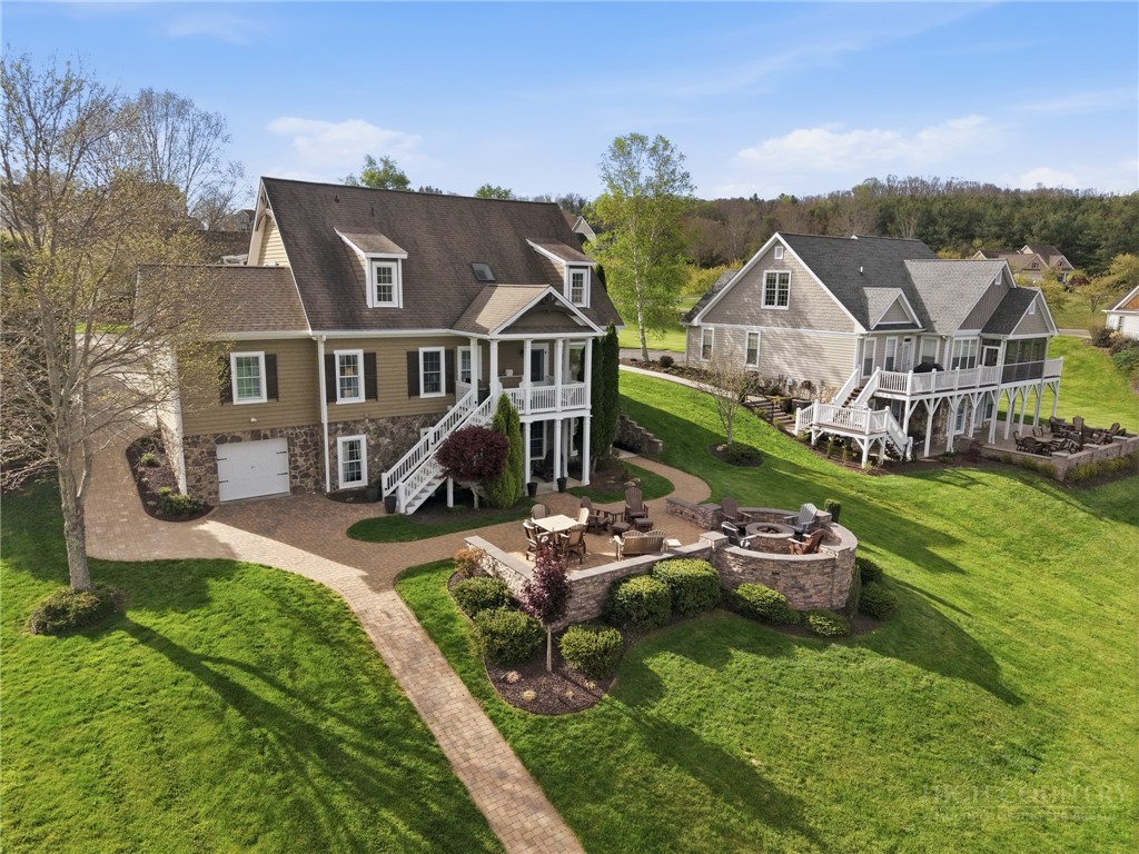 138 Turnberry Court Property Photo 43