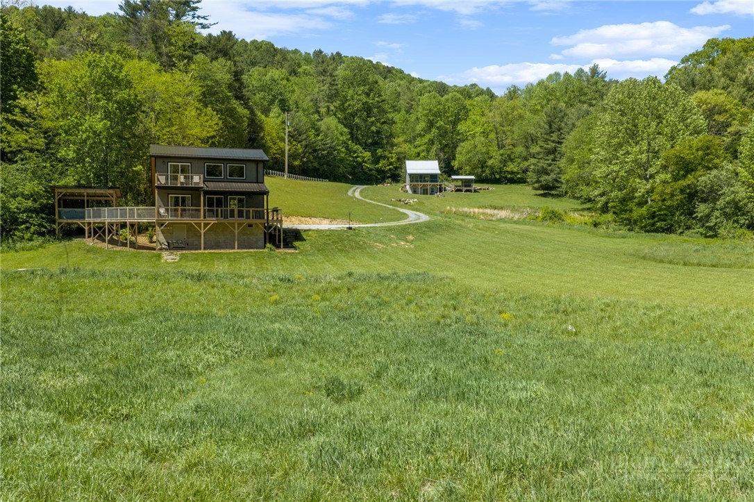 634 & 636 Watauga River Road Property Photo 1
